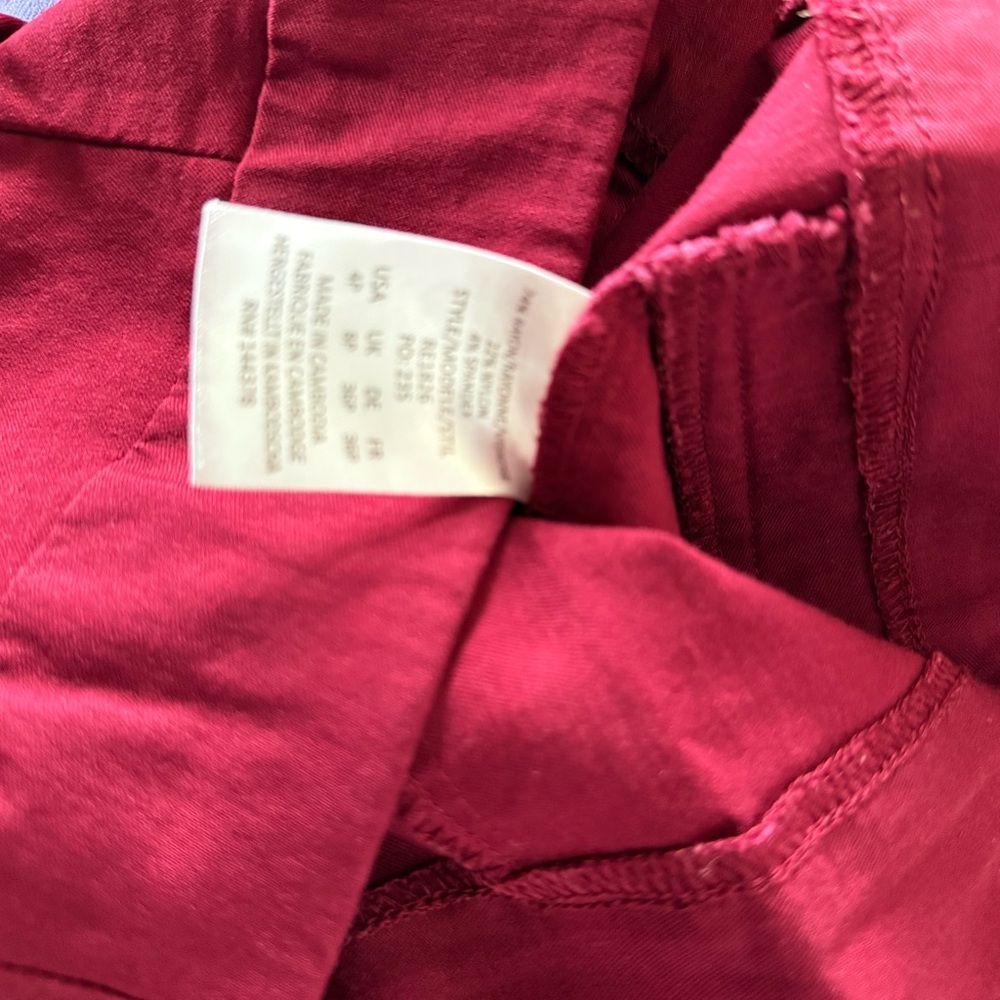 Elegant Burgundy Straight Leg Stretch Trousers Pants size 4P - Picture 12 of 13